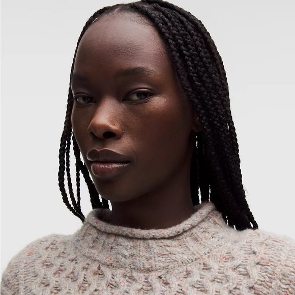 Lululemon Wool-Blend Cable-Knit Sweater in Heathered Gull Grey XL *worn once* - Picture 3 of 10